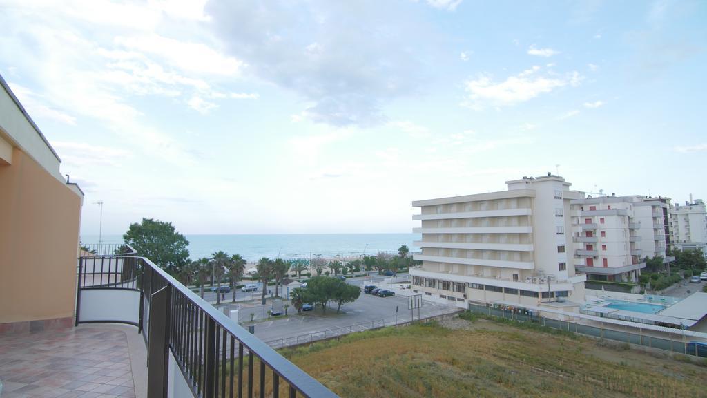 Appartamenti Sul Lungomare Alba Adriatica Extérieur photo